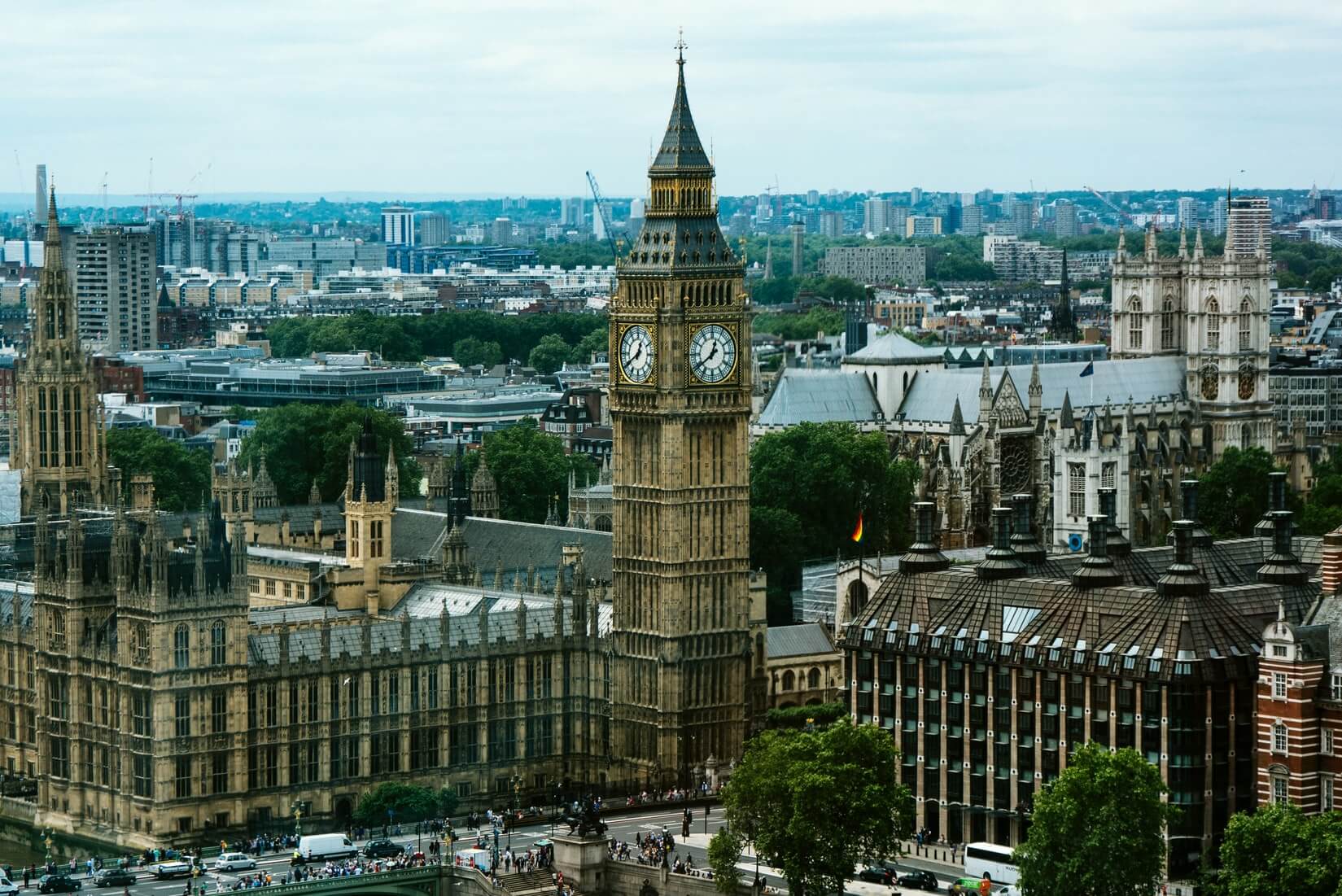 UK's Architectural Marvel - Big Ben & London's Cityscape
